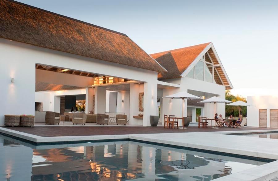 Villa Emanya@Etosha à Namutoni Extérieur photo